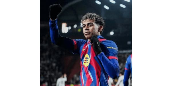 Yamar, 18 ans, poursuit la légende du numéro 10 au FC Barcelone